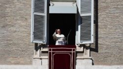 vatican-pope-angelus-1509536018776