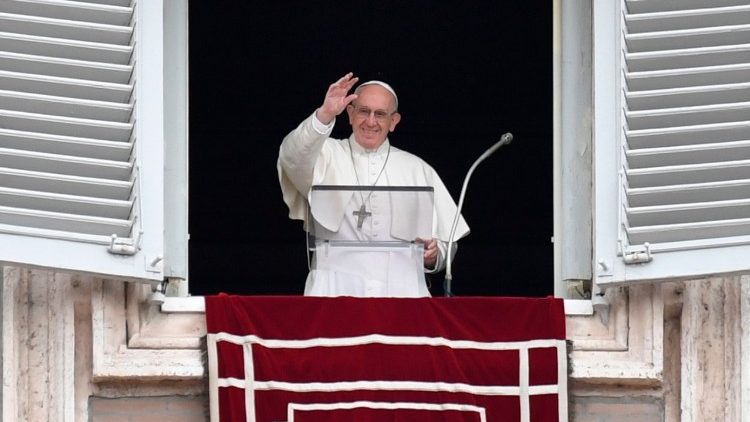 VATICAN-POPE-ANGELUS
