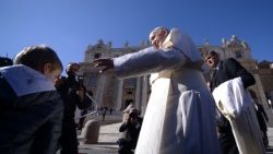 vatican-religion-pope-audience-1510141904148