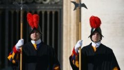 vatican-pope-audience-1511344270626.jpg