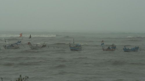 Indian bishops expresse solidarity with Ockhi cyclone victims