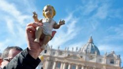 vatican-pope-angelus-christmas-1513508931280.jpg