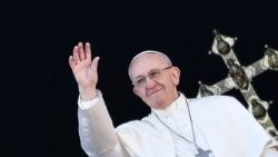 vatican-pope-mass-christmas-urbi-orbi-1514202767885.jpg