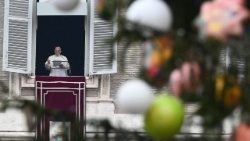 vatican-pope-angelus-religion-1514719667033.jpg
