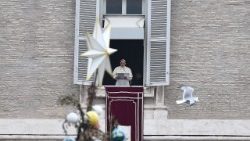 vatican-pope-angelus-1514809364447.jpg