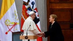 chile-pope-visit-bachelet-1516106447396.jpg