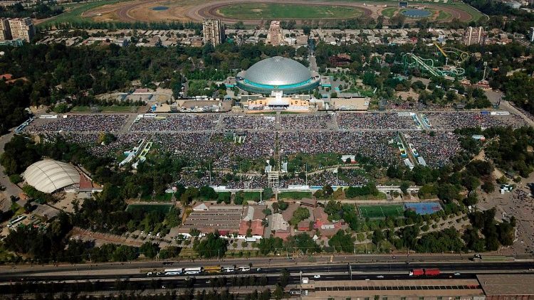 chile-pope-visit-mass-1516111538892.jpg