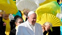 vatican-pope-audience-1516790417745.jpg