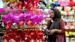 india-economy-valentines-1518439985299.jpg