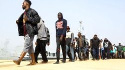 libya-migration-1520685483454.jpg