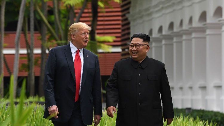 topshot-singapore-us-nkorea-diplomacy-summit-1528789652760.jpg