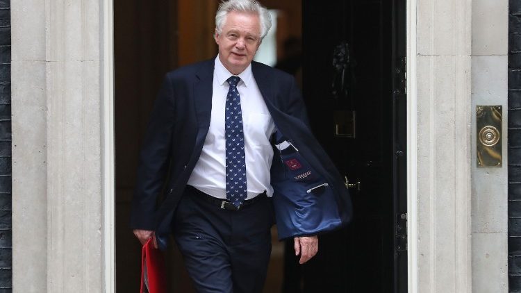 David Davis a démissionné le 8 juillet 2018.