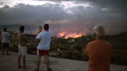 greece-fire-1532391767131.jpg
