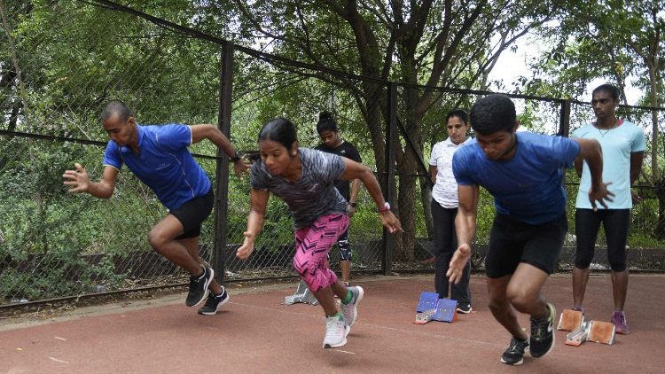 Sportler trainieren für die Asien-Spiele
