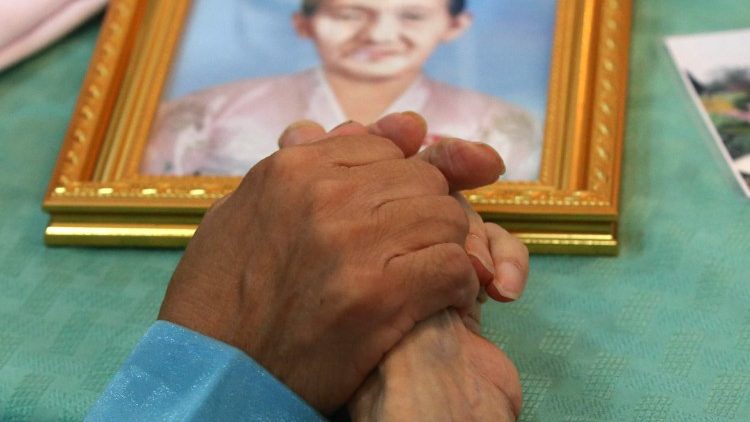 Reencontro de famílias coreanas separadas, em agosto de 2018