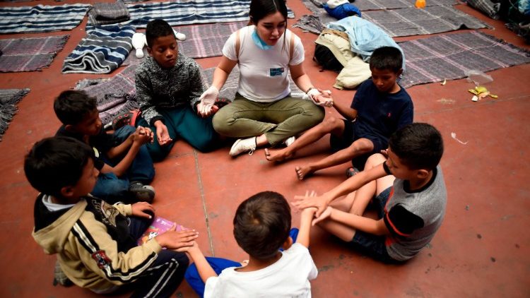 Eine Gruppe Kinder in Mexiko