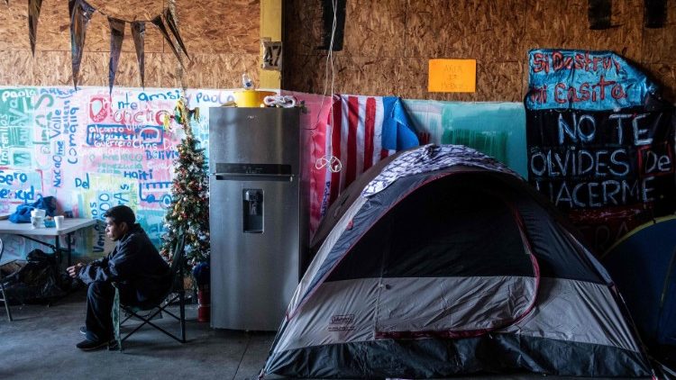 Abri de fortune pour un migrant en route vers les États-Unis. Tijuana (Mexique), le 29 décembre 2018