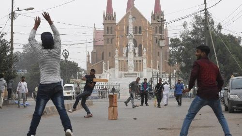 Pakistan: Junge Christen nach Blasphemievorwurf verhaftet