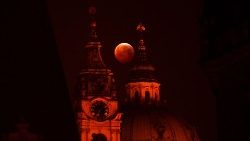 cze-astronomy--moon-eclipse-1548058734285.jpg