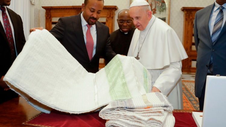 Der Papst mit Abiy