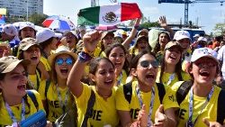 topshot-panama-pope-wyd-1548409146749.jpg