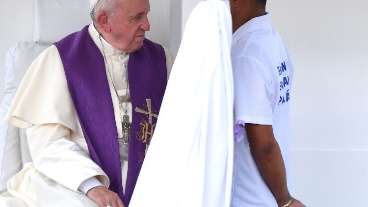 panama-pope-wyd-detention-centre-1548435842645.jpg
