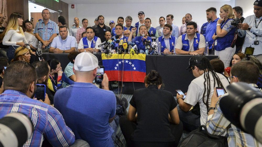 Conferenza stampa dell'opposizione venezuelana a Cucuta