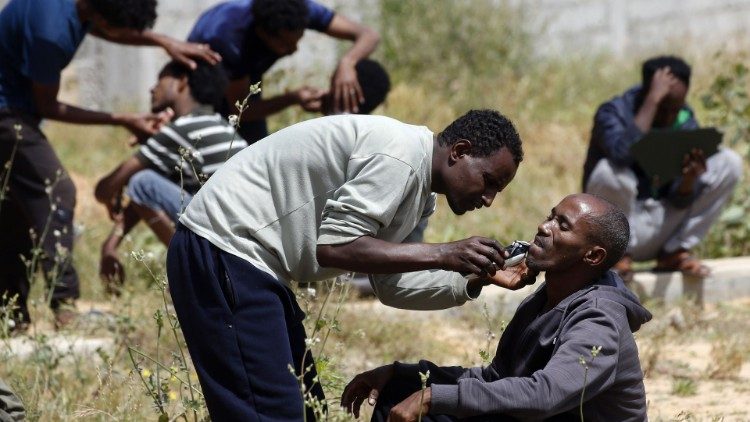 libya-conflict-migration-1556376309624.jpg