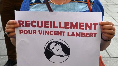 Décès de Vincent Lambert: le père Cazin appelle au respect de chacun