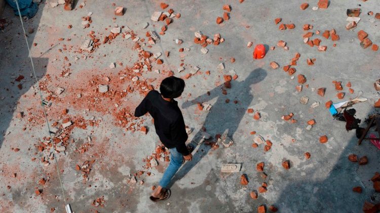 New Delhi: Ausschreitungen wegen des neuen Einbürgerungsgesetzes