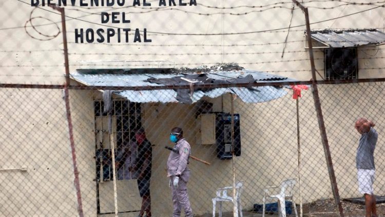 TOPSHOT-DOMINICAN REP-HEALTH-VIRUS-PRISON