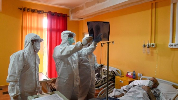 Nia za Baba Mtakatifu Francisko kwa Mwezi Januari 2021: Huduma ya udugu wa kibinadamu, kwa kukazia mambo msingi katika maisha ya waamini wote, ili kuona sura na mfano wa Mungu kwa kila mtu!