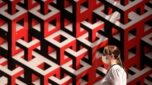 D: Bätzing will Gleichberechtigung von Frauen und Weiheamt trennen