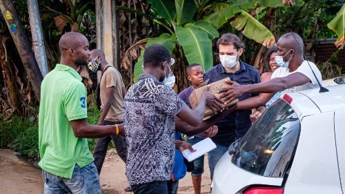 Covid-19: un mort chaque jour en Guyane déplore Mgr Lafont