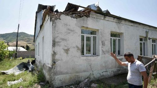 Francesco: prego per il Caucaso, si arrivi a una pace duratura