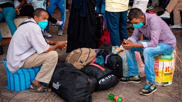 Marruecos coronavirus cardenal López mascarillas 