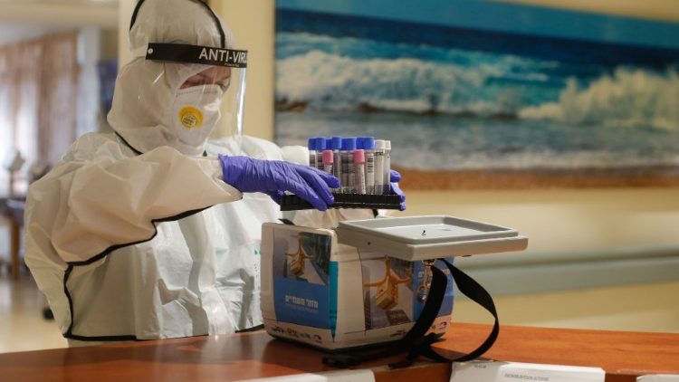 Lekarz-franciszkanin na covidowym oddziale