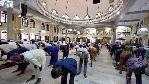 Nigeria: Sänger wegen Gotteslästerung zum Tod verurteilt