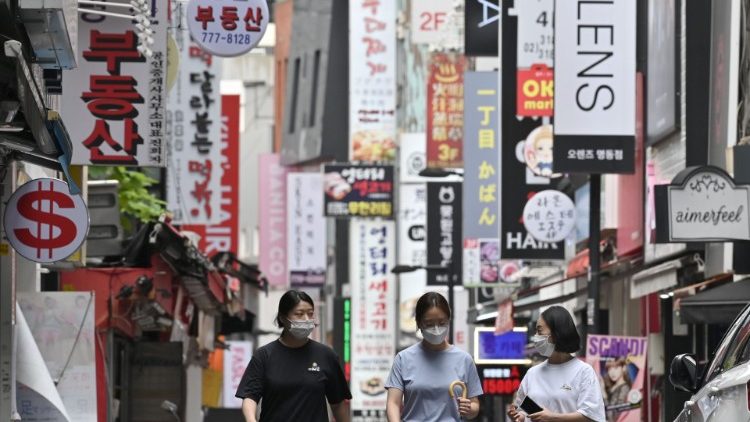 Prof. Zamagni: Papież przypomina, że istnieje lekarstwo na chory świat