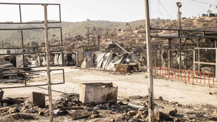 Le camp de Moria totalemt détruit par les incendies