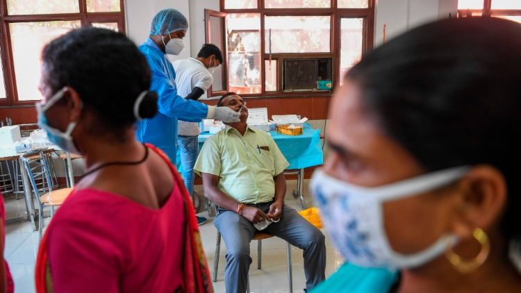 In India i positivi sono  6 milioni