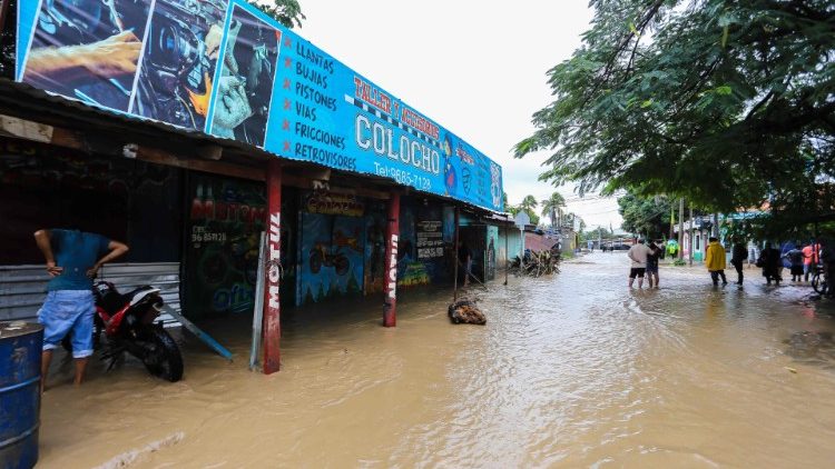 Gli effetti dell'uragano Iota in Honduras