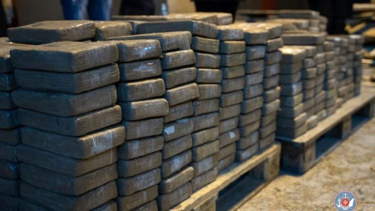 Kolumbię nękają dwie pandemie: koronawirus i narkotyki