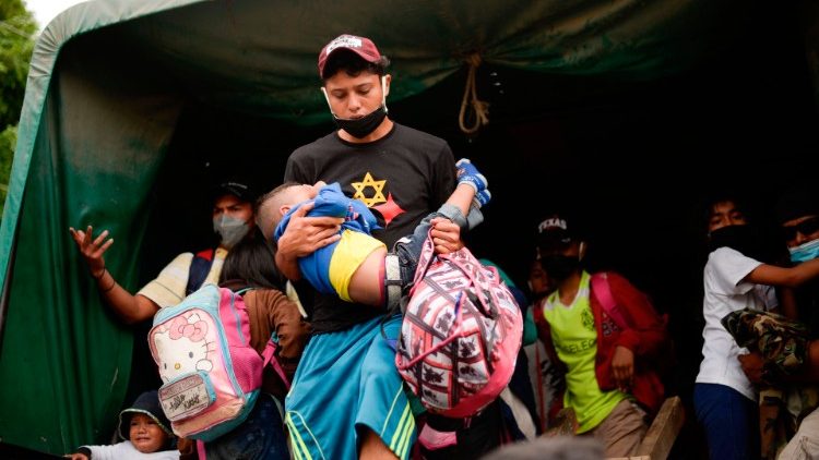 Retorno a Honduras de caminhão ou ônibus
