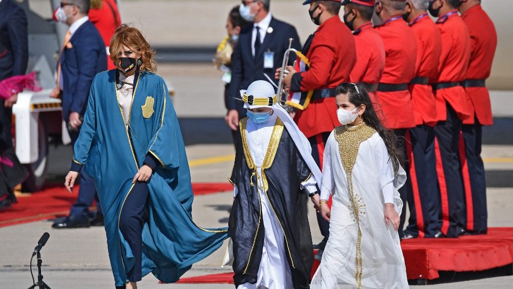 Historicky prvý prílet pápeža na pôdu Iraku (Bagdad, 5. marca 2021)