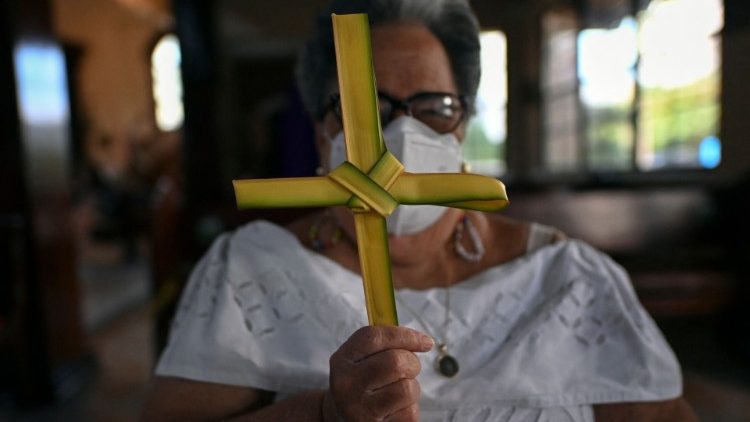 Francisco "deseja um protagonismo de toda a Igreja, sem se restringir à hierarquia, e sim reforçando a dignidade de cada um."