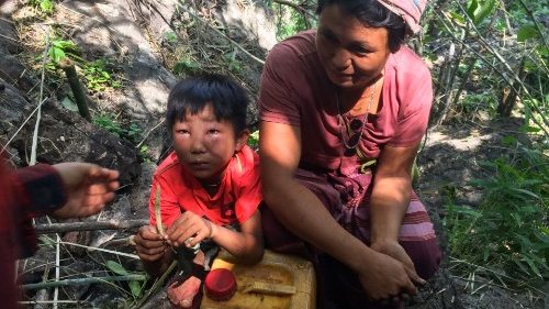 Myanmar: Mehr als 76.000 Kinder vertrieben