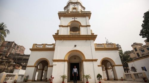 Bangladesch: Anteil der religiösen Minderheiten schrumpft