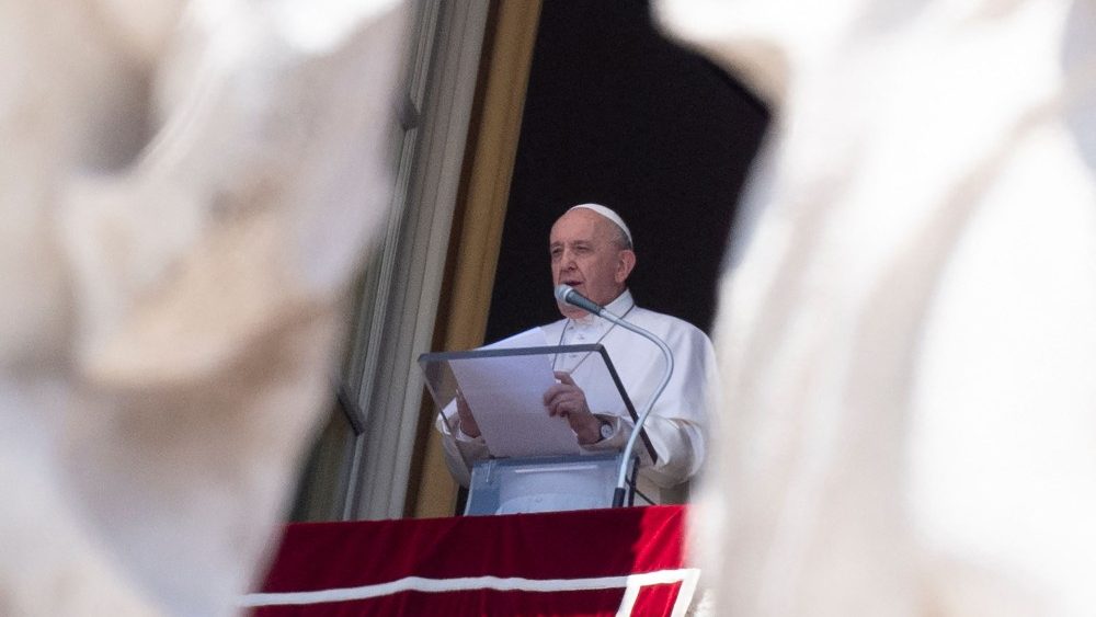 Papst beim Angelus