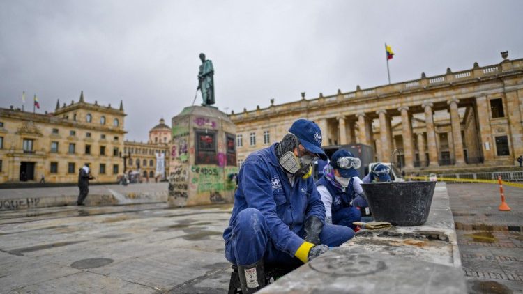 Bolivar-Platz in Bogotà zu Zeiten von Corona